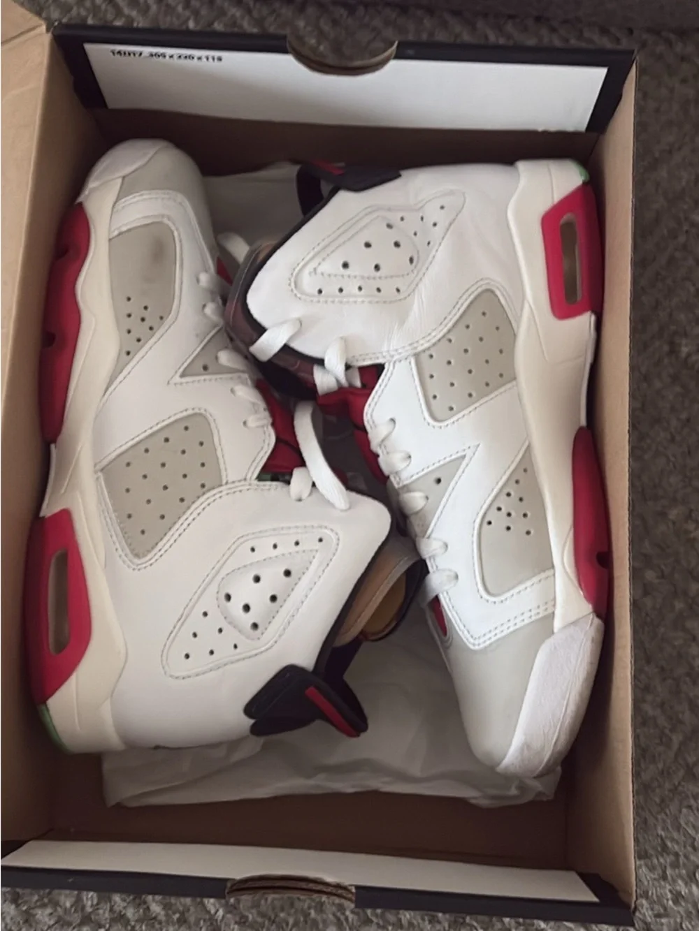 Jordan Kids Sneakers - Grey / Black / White Jordan 6 Retro Hare